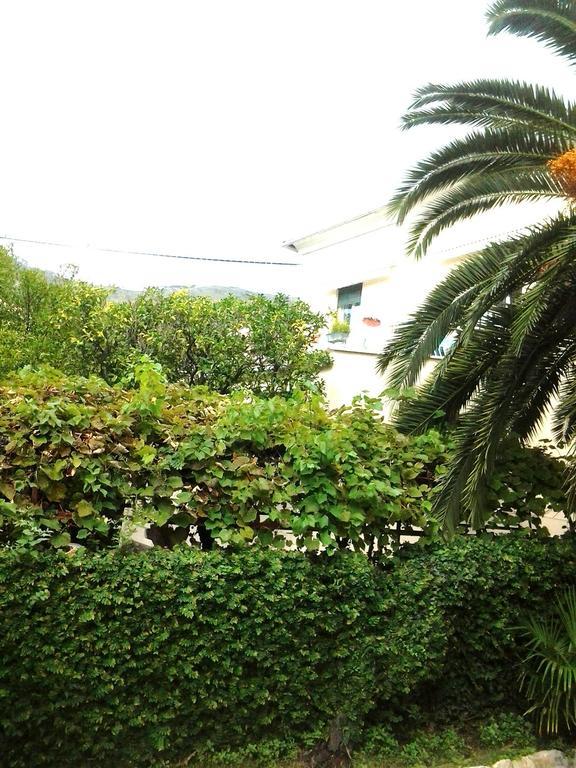 Hotel Piccolo Eden Нерви Экстерьер фото